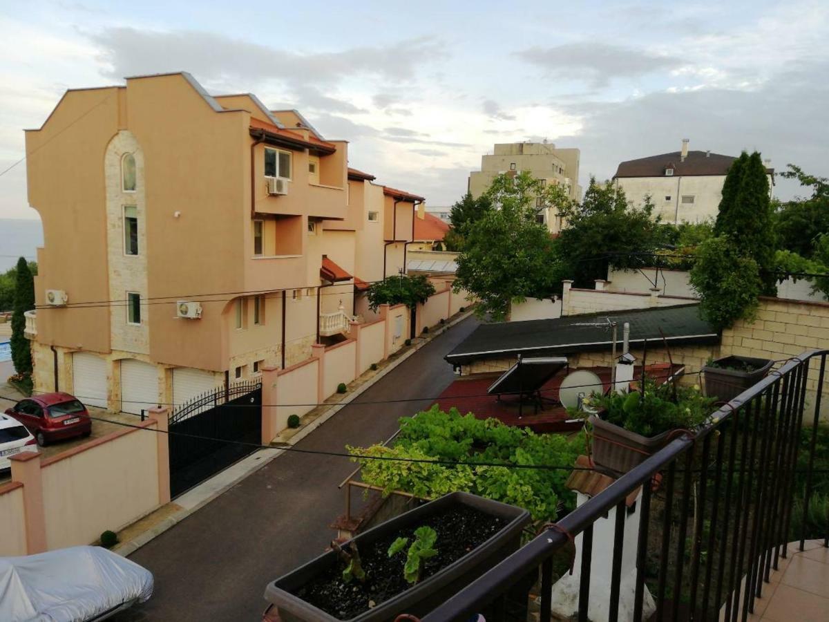 Vila Dva 3 โกลเดน แซนส์ ภายนอก รูปภาพ