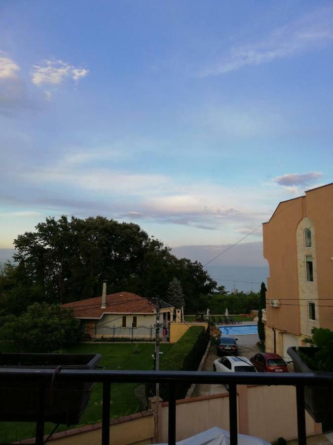 Vila Dva 3 โกลเดน แซนส์ ภายนอก รูปภาพ