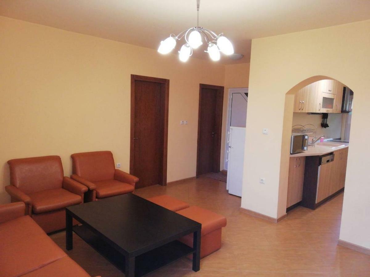 Vila Dva 3 โกลเดน แซนส์ ภายนอก รูปภาพ